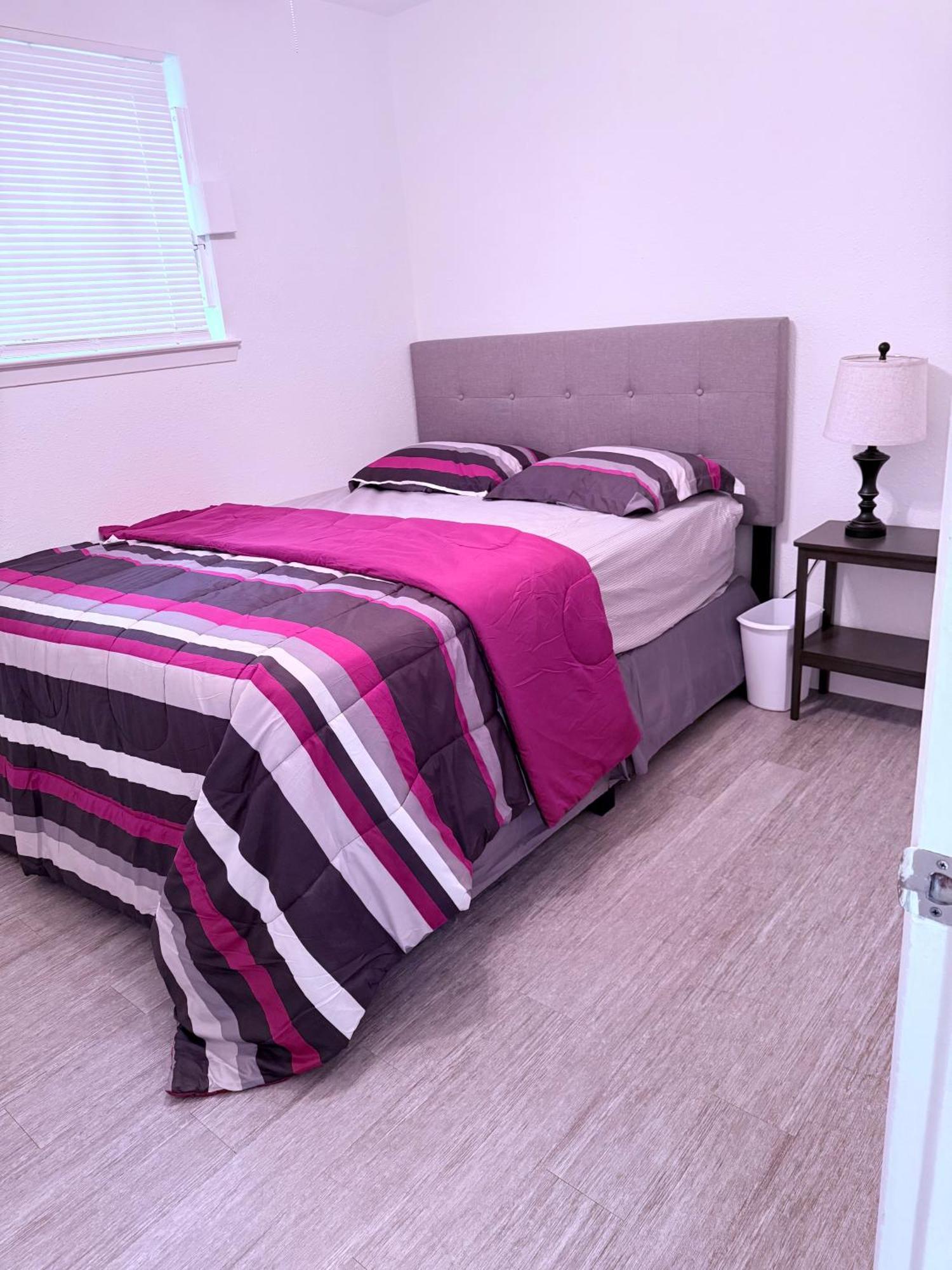 Cozy & Stylish For Rent Holiday home Houston